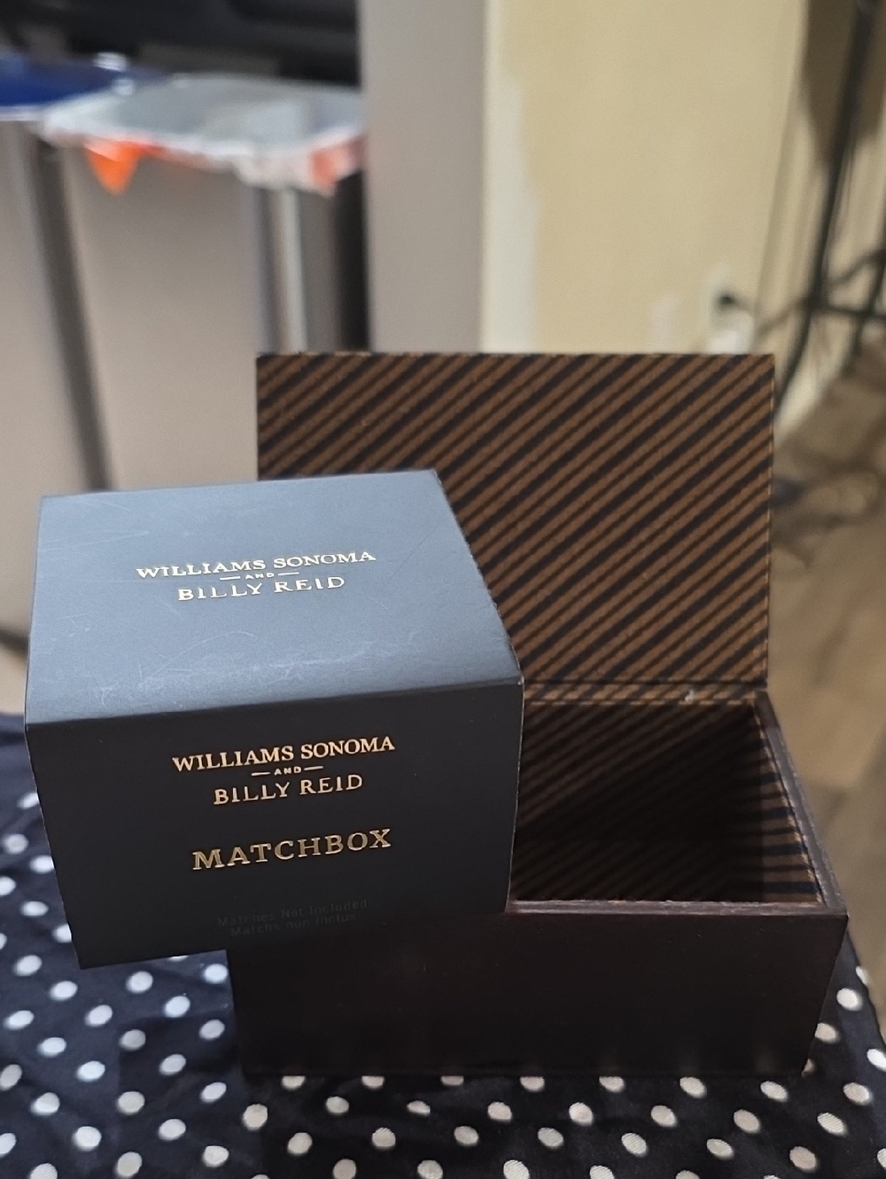 ✅️Williams Sonoma Black and Brown Decorative Matchbox Box✅️